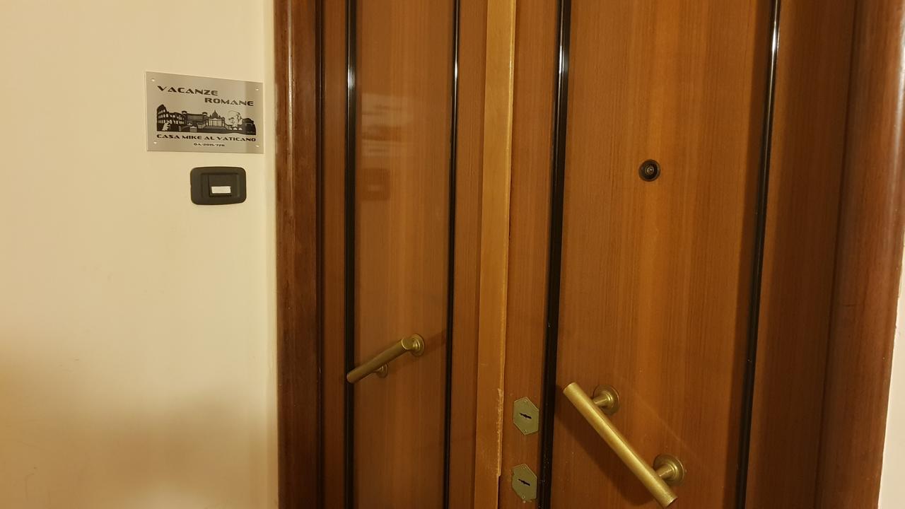 Casa Mike Al Vaticano ローマ エクステリア 写真